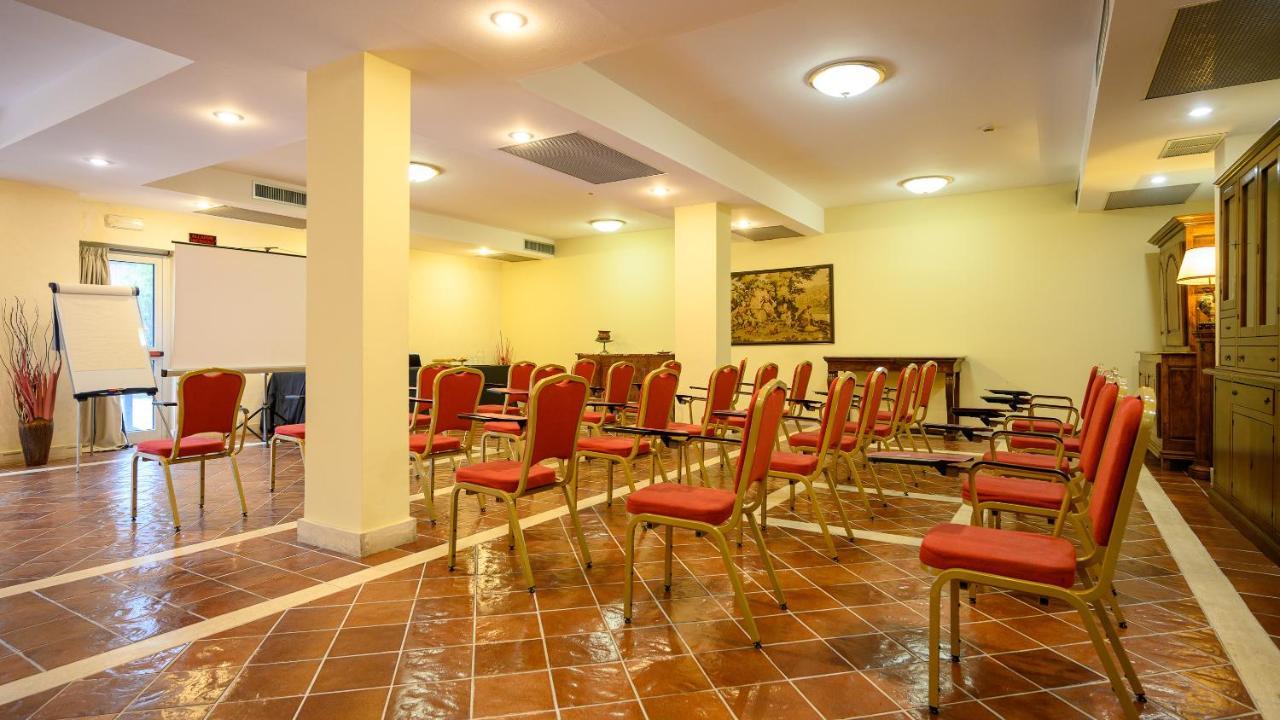 Hotel Torre Di Pratolungo Рим Экстерьер фото