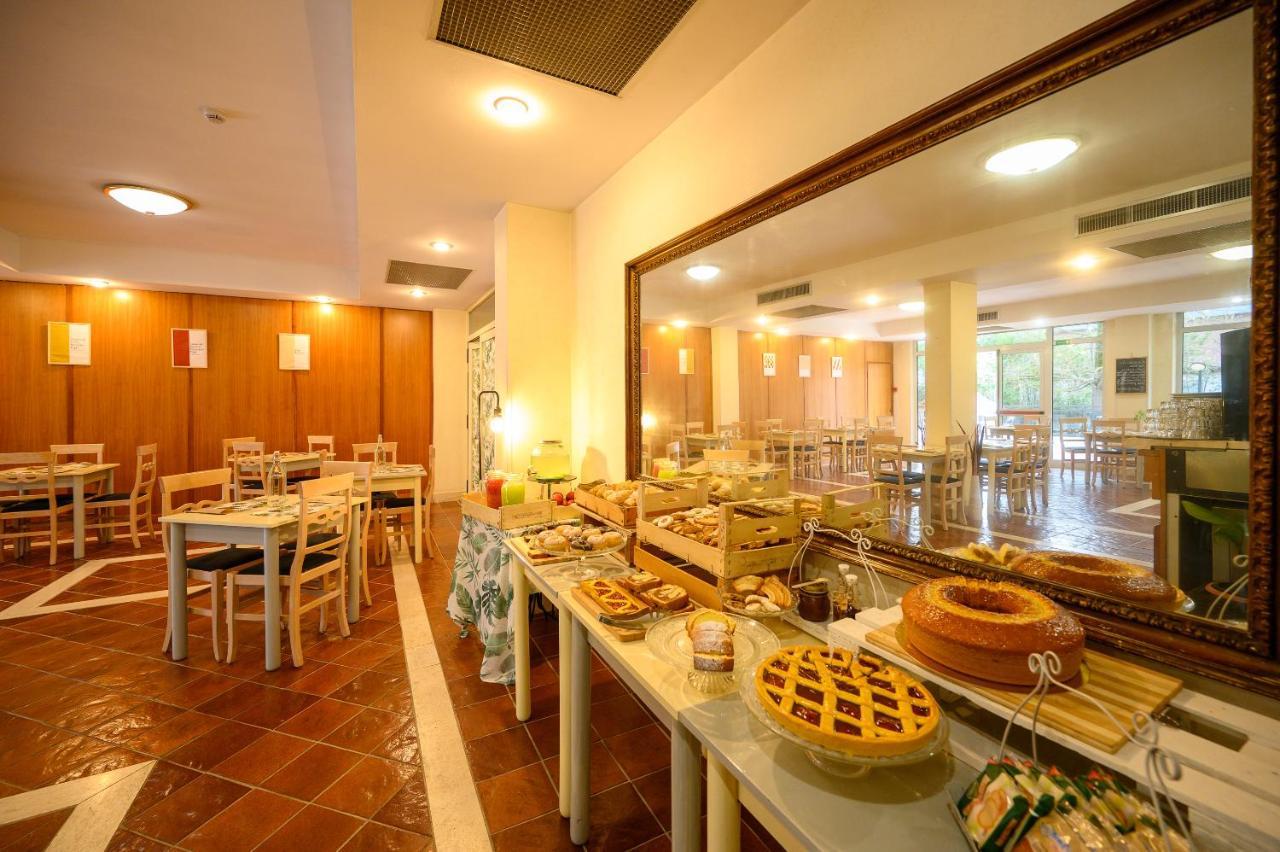 Hotel Torre Di Pratolungo Рим Экстерьер фото