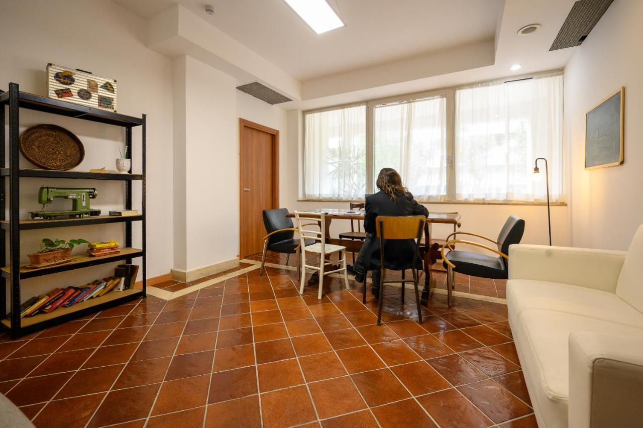 Hotel Torre Di Pratolungo Рим Экстерьер фото