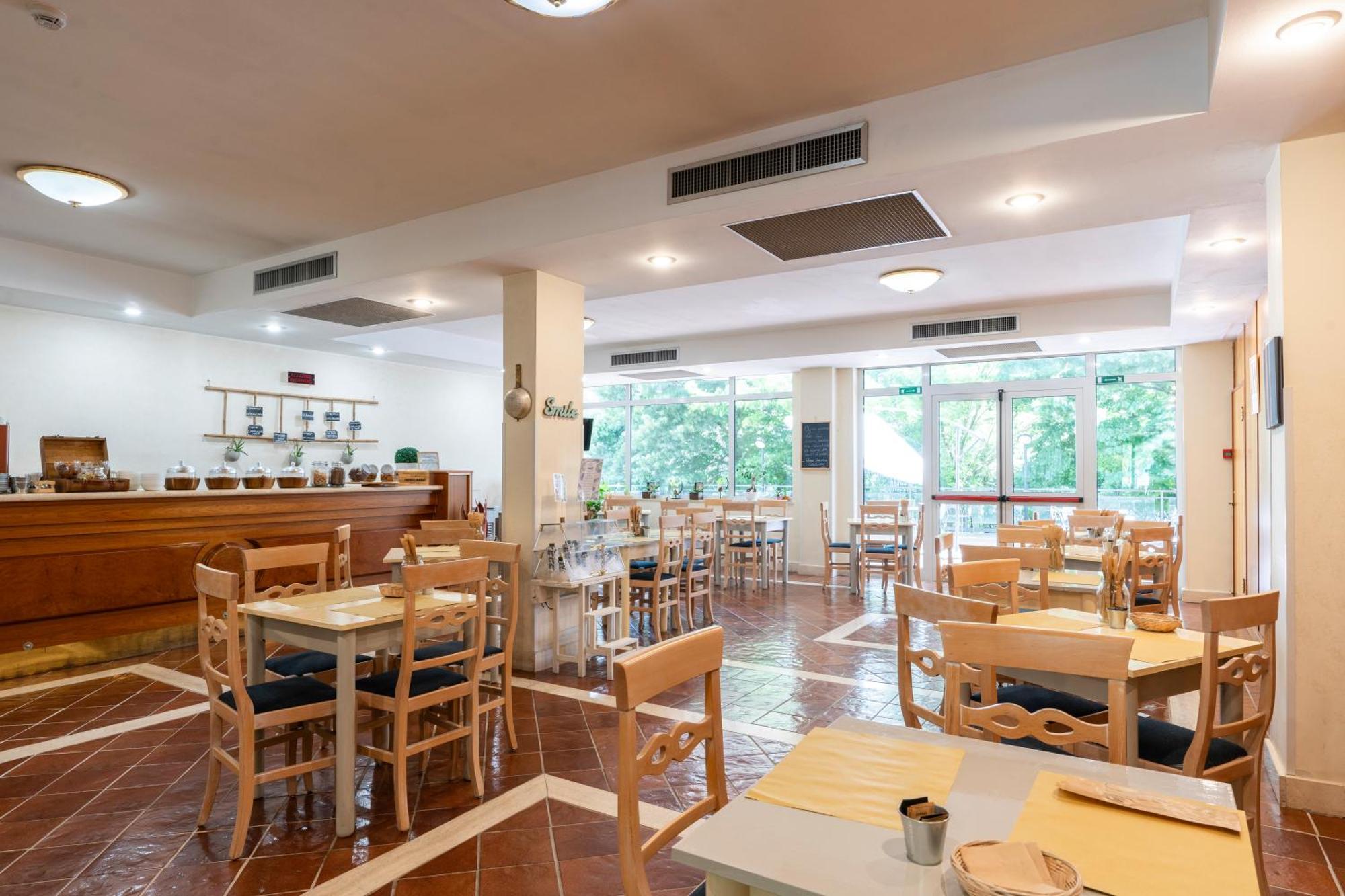 Hotel Torre Di Pratolungo Рим Экстерьер фото